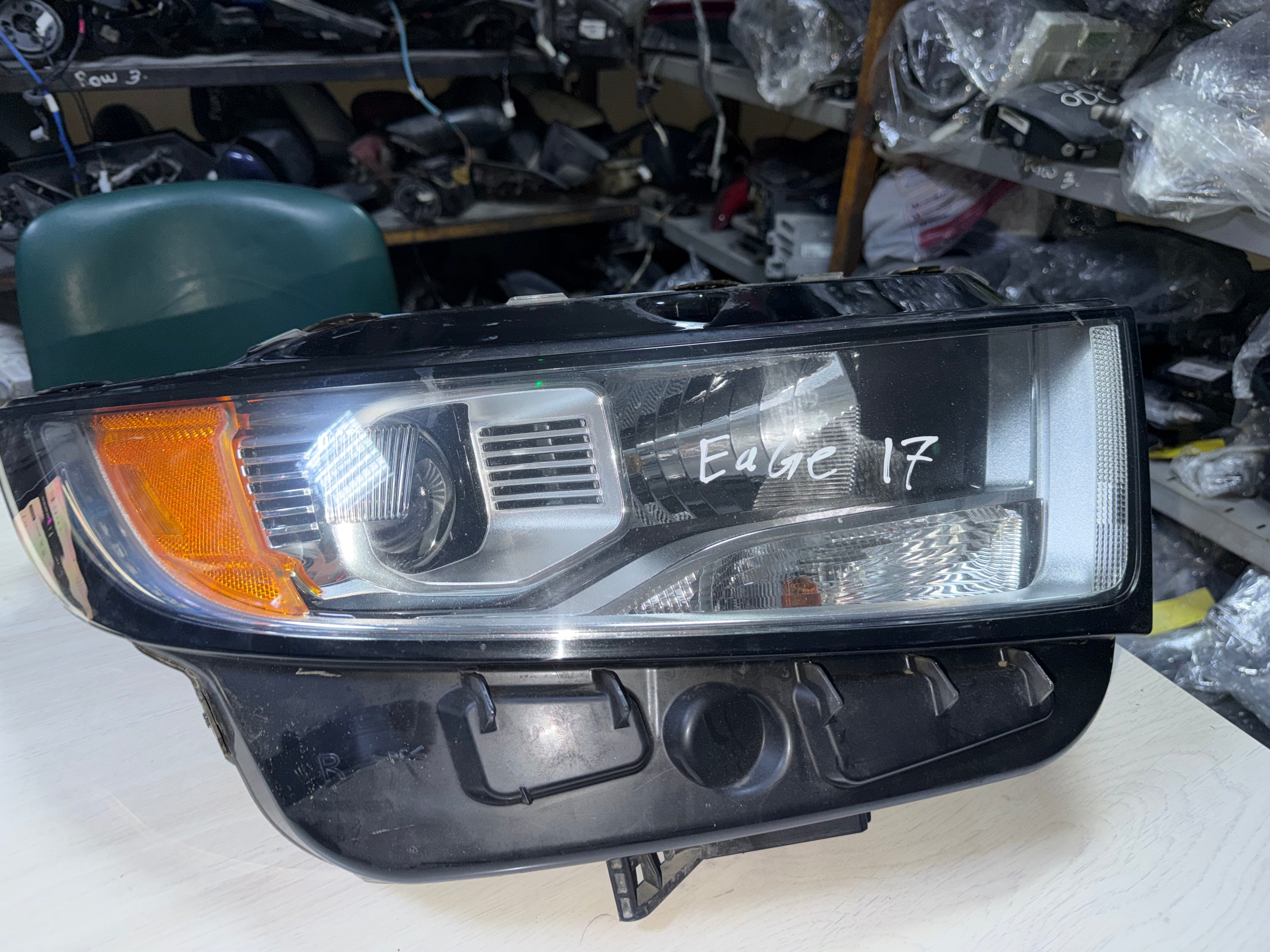 Ford Edge 2018 Left Headlight